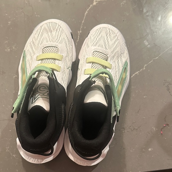 Other - Kids White and Green Athletic Shoes